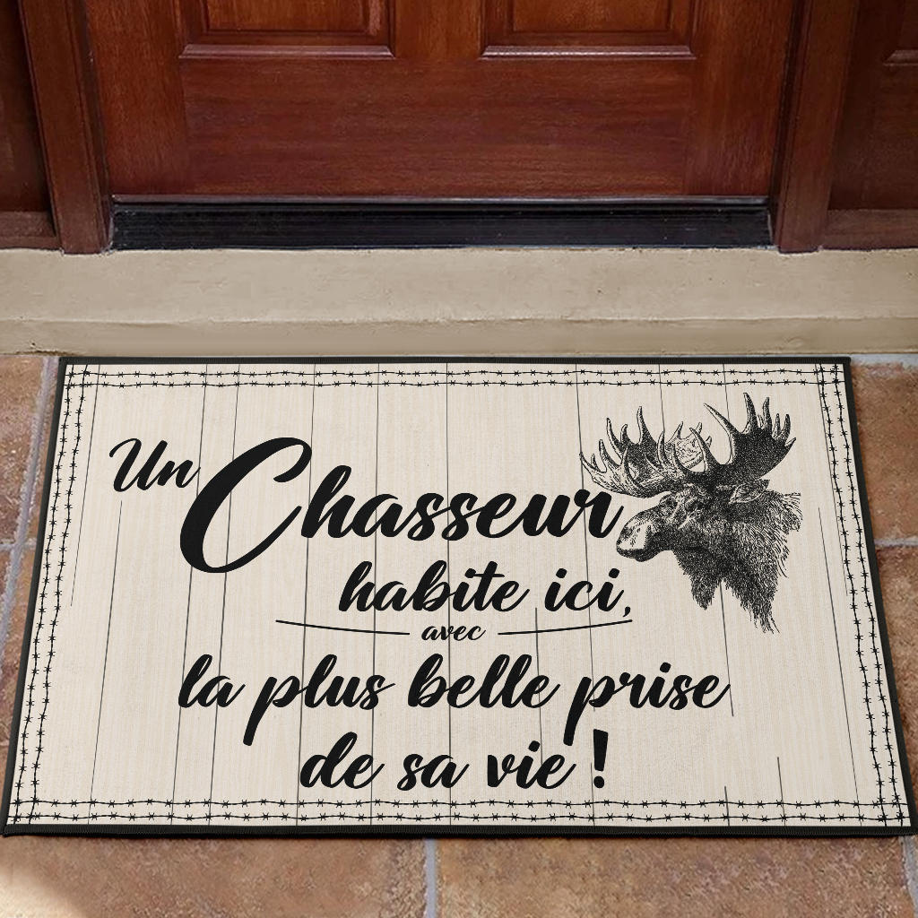 Un Chasseur Habite Ici Paillasson (Intérieur / Extérieur)